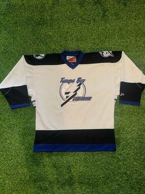 Vintage Pro Player Tampa Bay Lightning White NHL Hockey Jersey Large